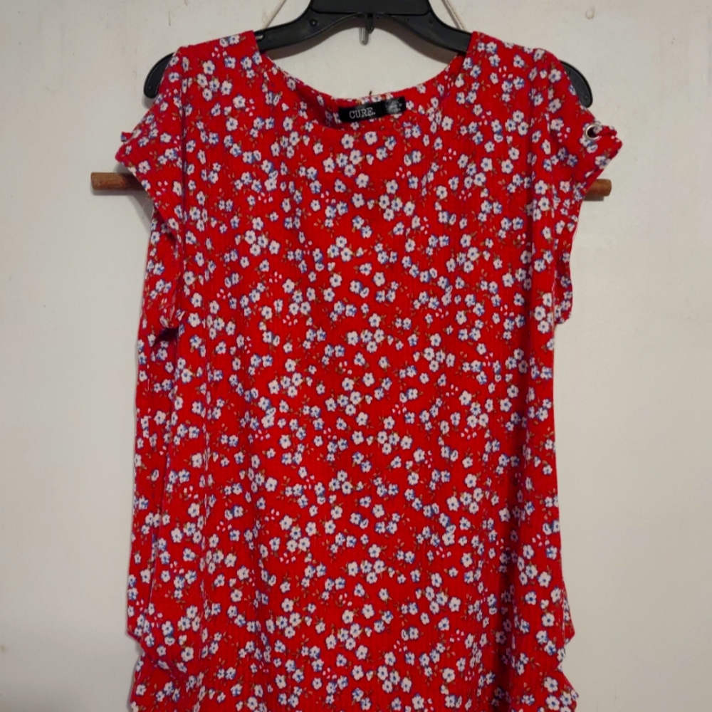 Ladies plus size top